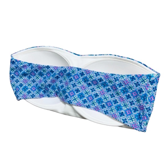 Victoria Secret Swim Bikini Top 32C Like New! - Picture 2 of 4